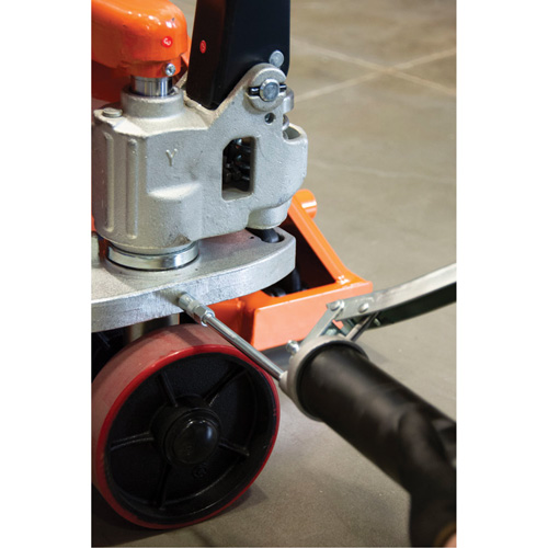 Heavy-Duty Lever Grease Gun, 14 oz Capacity TGS INDUSTRIEL