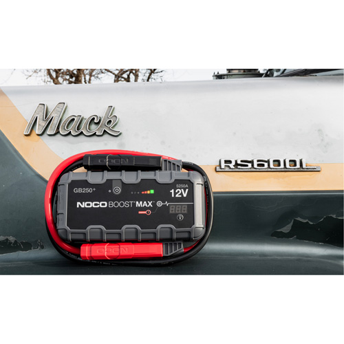 GB250+ Boost&reg; Max Jump Starter TGS INDUSTRIEL