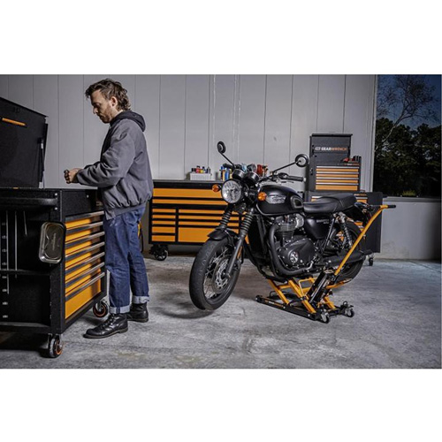 Cric pour VTT et motos, 0,75 tonnes Capacit&eacute;, 4-2/3" Abaiss&eacute;e, 14-1/2" &eacute;lev&eacute;e, Hydraulique &agrave; main TGS INDUSTRIEL