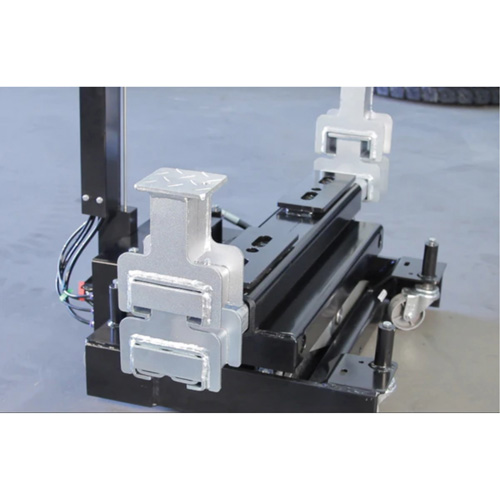 Cric de levage dextr&eacute;mit&eacute; par pare-chocs, Capacit&eacute; de 12 tonne(s), 8" - 15-3/4" h TGS INDUSTRIEL