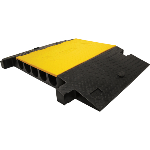 Protecteur de c&acirc;ble robuste Yellow Jacket, 5 canaux, 35,75" lo x 57,25" la x 5,125" h TGS INDUSTRIEL