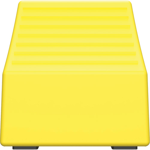 Cale de roue ultra-robuste pour l'exploitation mini&egrave;re Checkers Safety, PEHD, Jaune, 14-1/2" la x 17-1/2" p x 16" h TGS INDUSTRIEL