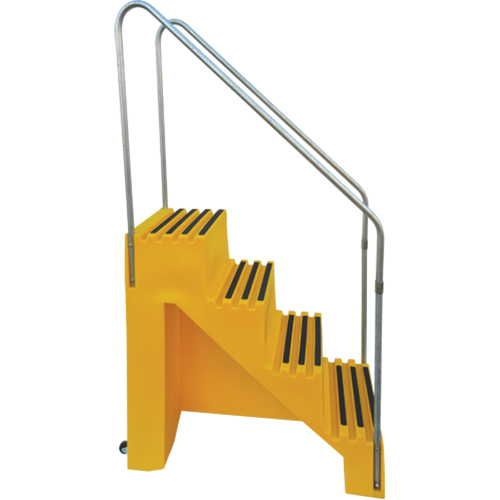 Escabeau industriel, 4 marches, 43" x 22-1/2" x Hauteur 66" TGS INDUSTRIEL