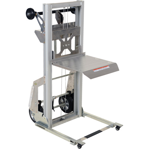 Appareil de levage portatif en aluminium, M&eacute;canisme Pompe au pied, Capacit&eacute; de 200 lb, Levage max de 61" TGS INDUSTRIEL