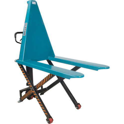 L&egrave;ve-palette manuel &agrave; ciseaux, 45-1/4" lo x 27" la, Acier, Capacit&eacute; de 3300 lb TGS INDUSTRIEL