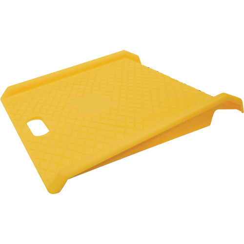 Rampe de trottoir portable en poly pour diable, Capacit&eacute; de 1000 lb, 27" la x 27" lo TGS INDUSTRIEL