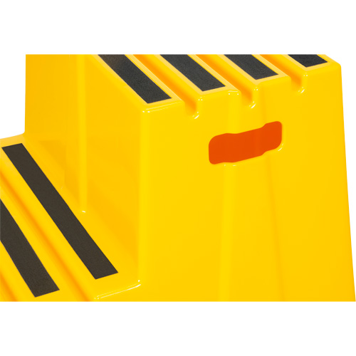 Escabeau industriel, 2 marches, 26" x 22-7/16" x Hauteur 19-11/16" TGS INDUSTRIEL