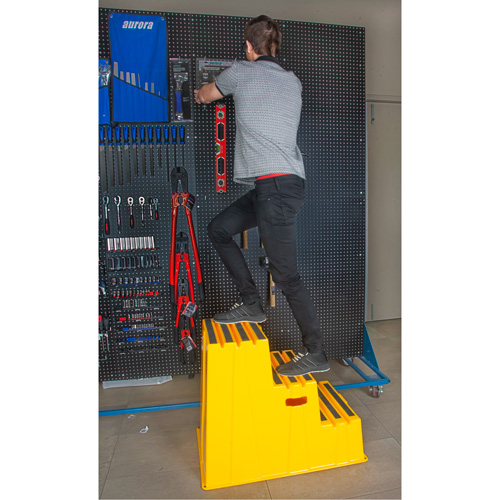 Industrial Step Stool, 3 Steps, 34-13/16" x 22-7/16" x 28-1/2" High TGS INDUSTRIEL