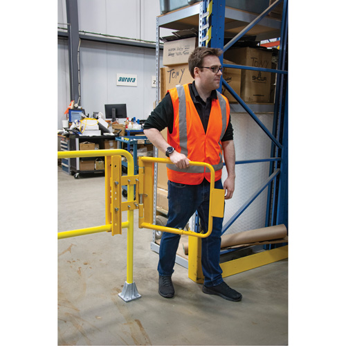 Barri&egrave;re &agrave; bascule de s&eacute;curit&eacute;, 21" h x 16" - 26" la TGS INDUSTRIEL