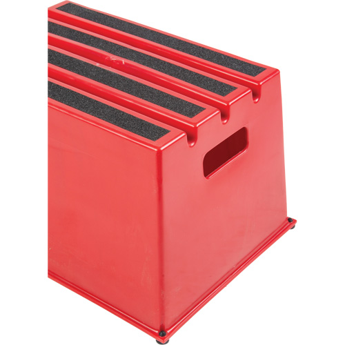Escabeau industriel, 20-7/8" x 12-3/16" x Hauteur 12" TGS INDUSTRIEL