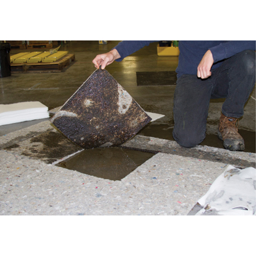 Tampons Husky Spilltration, Huile seulement, 16" x 16", 17,2 gal. d'absorption TGS INDUSTRIEL