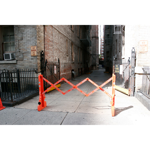 Barricade Multi-Gate, 43" h x 90" lo, Orange TGS INDUSTRIEL