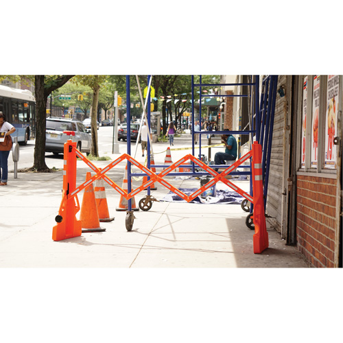 Barricade Multi-Gate, 43" h x 90" lo, Orange TGS INDUSTRIEL