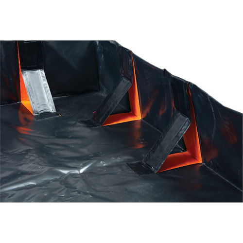 Berme d&eacute;ployable &agrave; mur IBX, Capacit&eacute; 1077 gal. US, 12' la x 12' lo x 12" h, Support &agrave; encliqueter TGS INDUSTRIEL