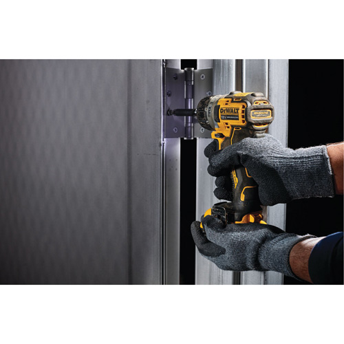 Tournevis &agrave; moteur sans balai Xtreme (outil seulement), 1/4", 12 V, 200 UWO couple max., Lithium-ion bloc-pile TGS INDUSTRIEL