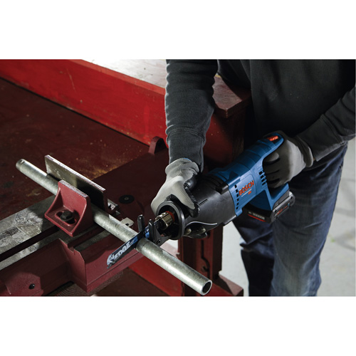 Scie alternative avec poign&eacute;e en D (outil seulement), 18 V, Lithium-ion Bloc-pile, 2700 coups/min TGS INDUSTRIEL