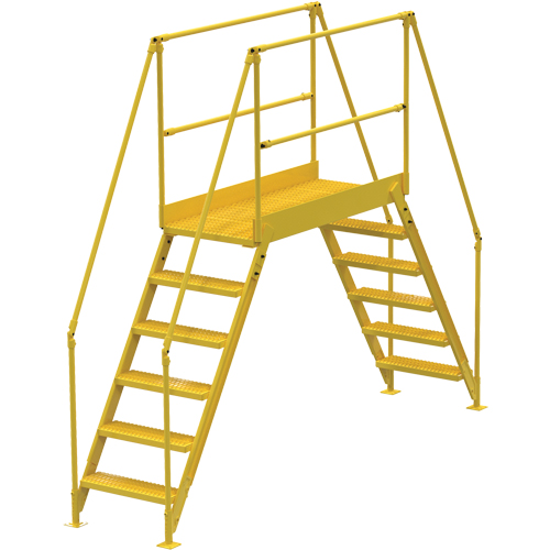 &eacute;chelles de liaison, 128" Port&eacute;e hors tout, 60" ha x 60" p, 24" Largeur de la marche TGS INDUSTRIEL