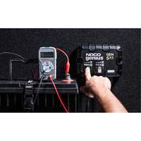 Chargeur de batterie embarqu&eacute; &agrave; 2 sorties de 10 amp&egrave;res Gen5X2 Genius TGS INDUSTRIEL