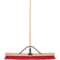 Balai-brosse &agrave; manche renforc&eacute;, 36", Moyen, Soies PVC TGS INDUSTRIEL