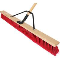Balai-brosse &agrave; manche renforc&eacute;, 36", Moyen, Soies PVC TGS INDUSTRIEL