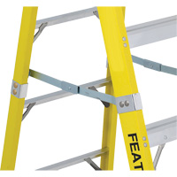 Industrial Heavy-Duty Stepladders (6400 Series), 4', Fibreglass, 300 lbs. Capacity, Type 1A TGS INDUSTRIEL