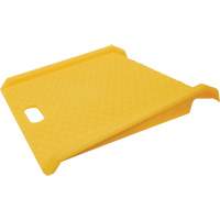 Rampe de trottoir portable en poly pour diable, Capacit&eacute; de 1000 lb, 27" la x 27" lo TGS INDUSTRIEL