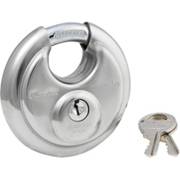 Cadenas &agrave; arceau prot&eacute;g&eacute;, Argent, Cl&eacute;s diff&eacute;rentes, Acier inoxydable, Largeur de 2-3/4" TGS INDUSTRIEL