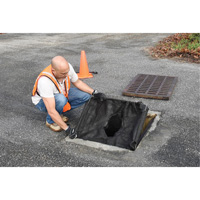 Bac de r&eacute;tention carr&eacute; Ultra-Drain Guard avec orifice de trop-plein, Huile & s&eacute;diments, 16" - 28" lo x 20" - 36" la TGS INDUSTRIEL