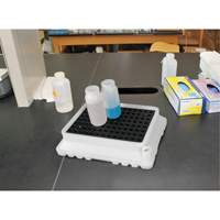 P4 Ultra-Spill Tray&reg;, 17" L x 21" W x 4" H, 2.9 US gal. Spill Capacity TGS INDUSTRIEL