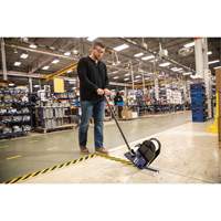 Ruban de marquage pour plancher ToughStripe Max, 2" x 100', Polyester, Noir et jaune TGS INDUSTRIEL