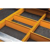 Chariot &agrave; outils &eacute;lectrique, 11 tiroirs, 42-1/2" la x 24-7/16" p x 41" h, Noir/Orange TGS INDUSTRIEL