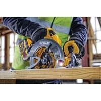 Ensemble scie circulaire sans fil Flexvolt Max** avec frein &eacute;lectrique, 7-1/4", 60 V TGS INDUSTRIEL