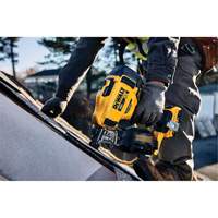 15° Cordless Coil Roofing Nailer Kit, 20 V, Lithium-Ion TGS INDUSTRIEL